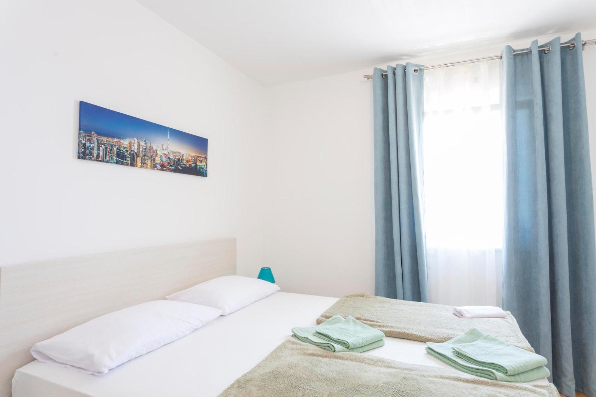 Apartments Dora Makarska Exterior foto